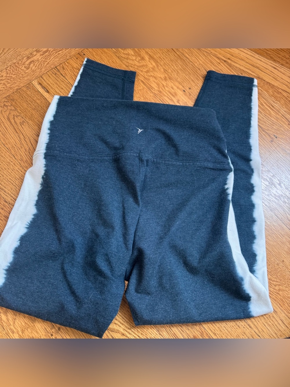 Old Navy Blue Tie-Dye and Black Women’s Sz Small Leggings Set - Like New! - Picture 2 of 6